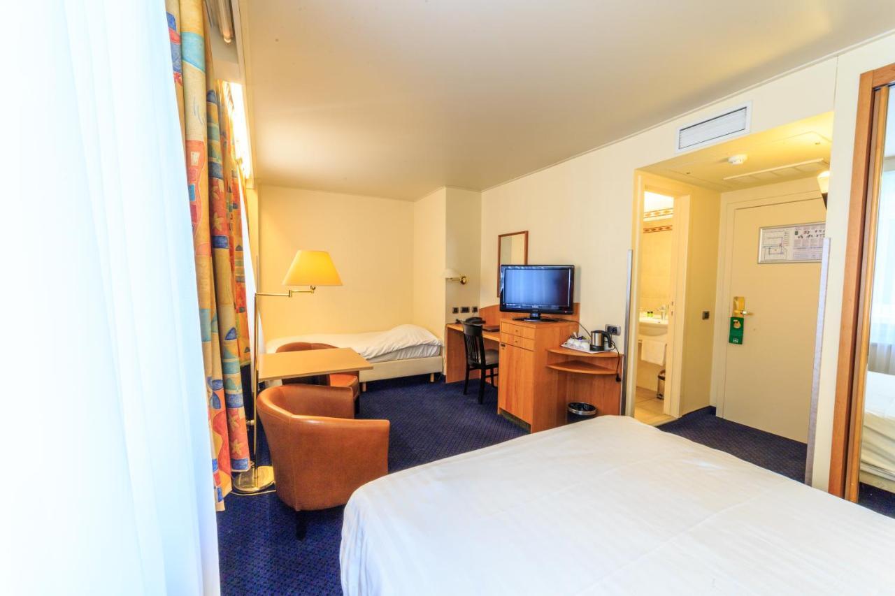 Hotel Pacific Ostend Exterior photo